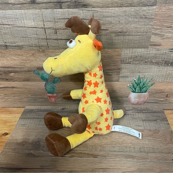 Toys R Us Exclusive Geoffrey Plush 9 Inch - Soft and Snuggly Giraffe - Picture 3 of 9